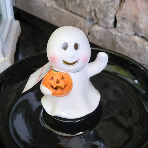NEW Mr. Halloween Illuminated Halloween Ghost Chip and Dip Bowl - Picture 3 of 3